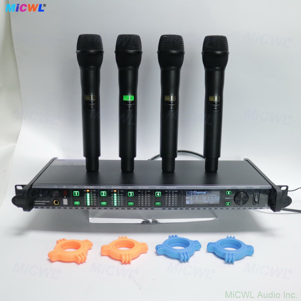 AD4Q UHF receiver rear panel with 4 balanced XLR outputs and antennas